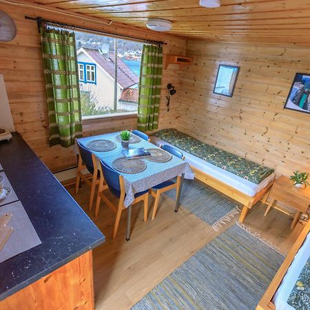 Hotel Nokling & Camping Hjelmeland Exterior foto