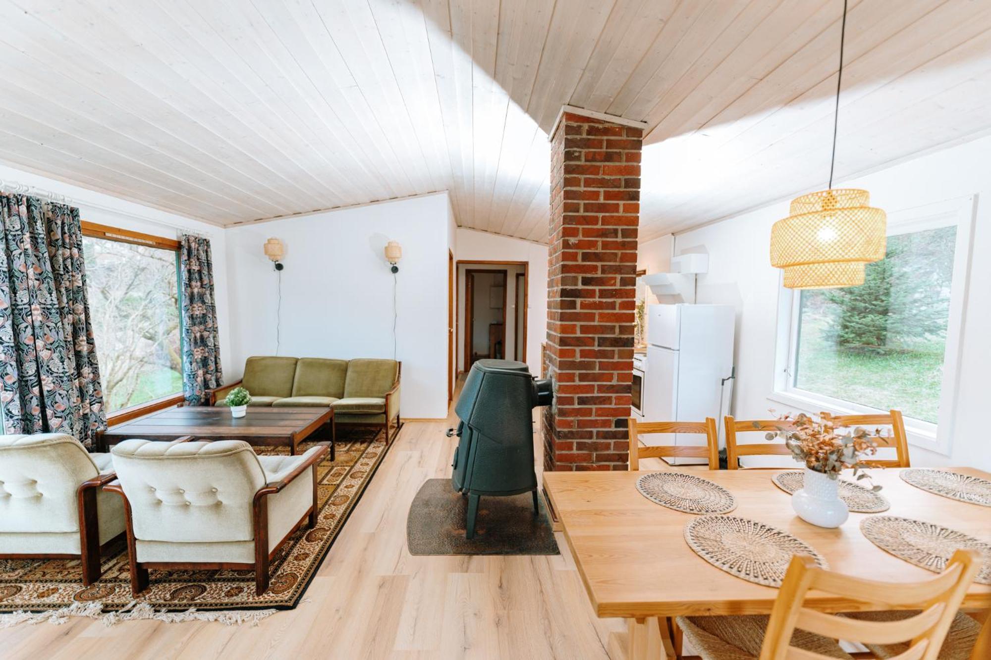Hotel Nokling & Camping Hjelmeland Exterior foto